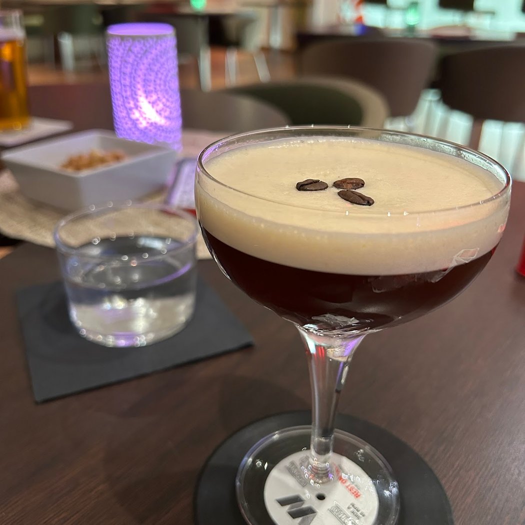 Le Cocktail Bar Ibis Montmartre 1